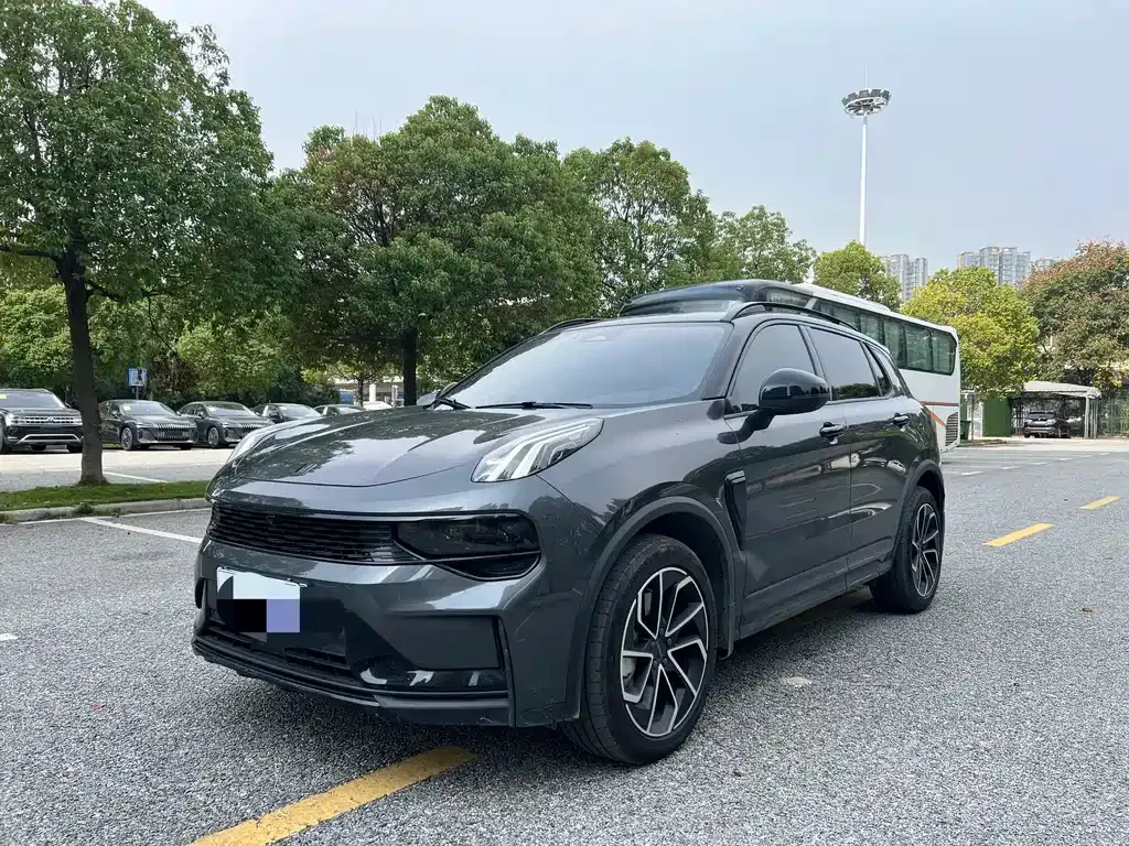 Lynk & Co 01 EM-P 2022 из CN, фото 1