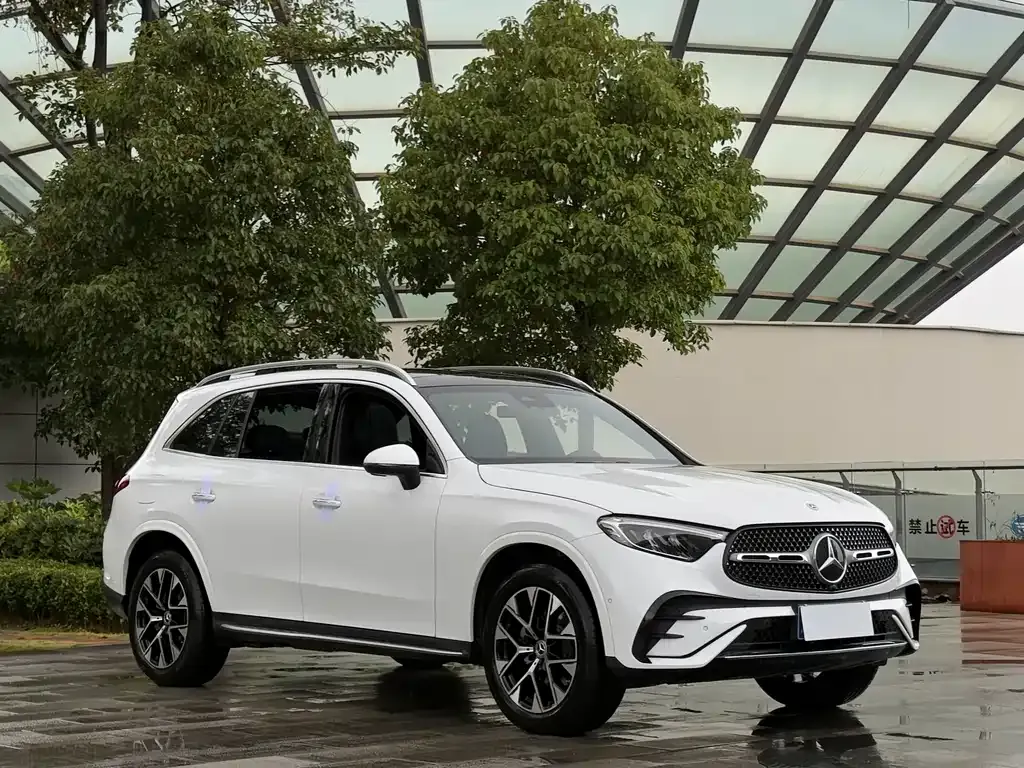 Mercedes-Benz GLC 2023 из CN, фото 3