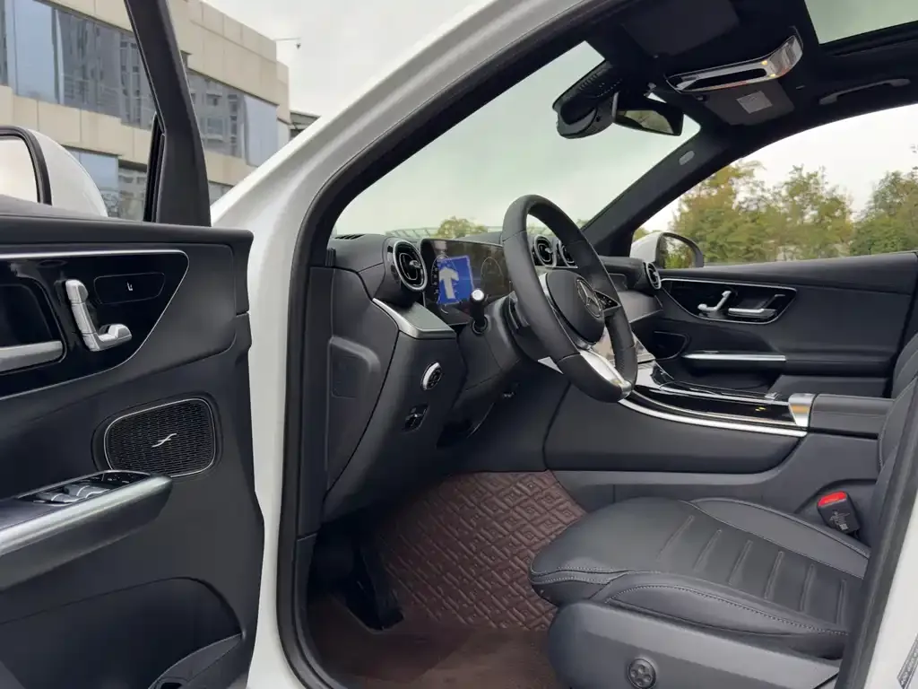 Mercedes-Benz GLC 2023 из CN, фото 4