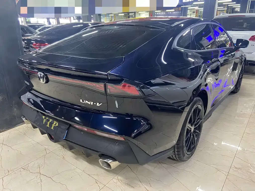 Changan UNI-V 2023 из CN, фото 3