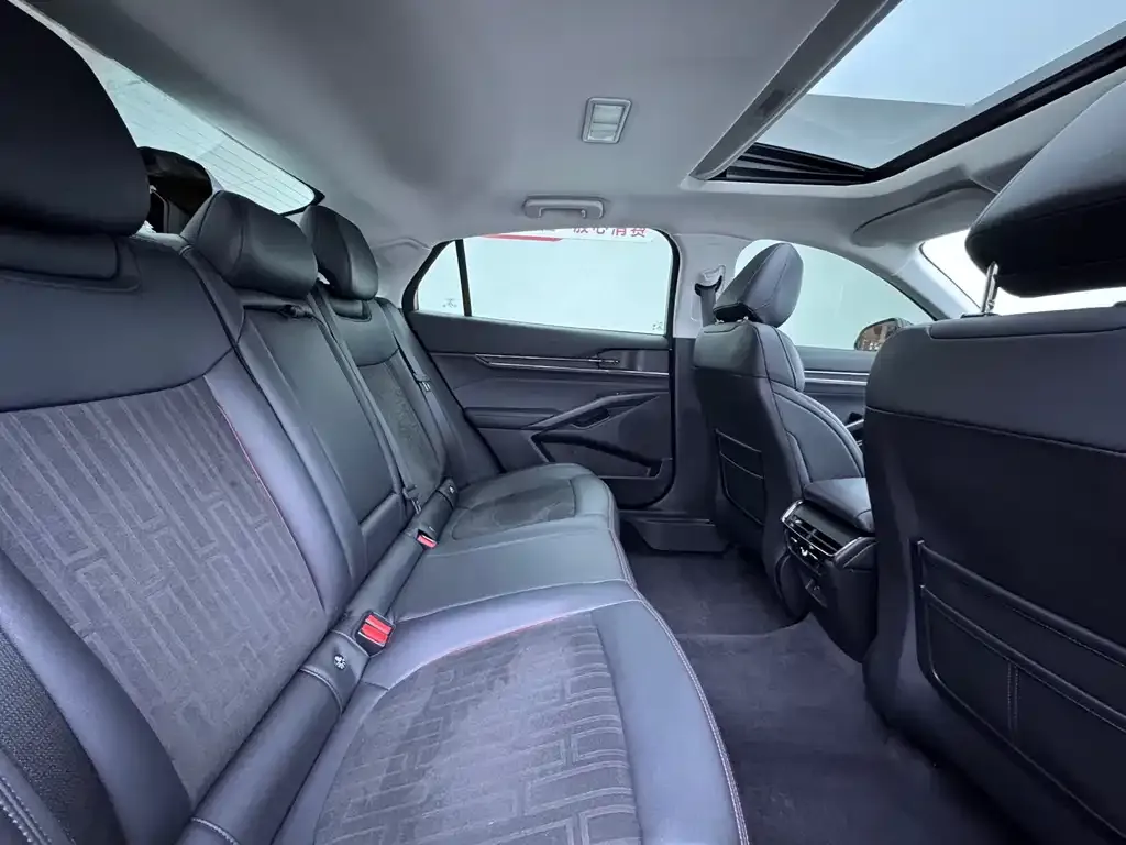 Ford Mondeo 2023 из CN, фото 10