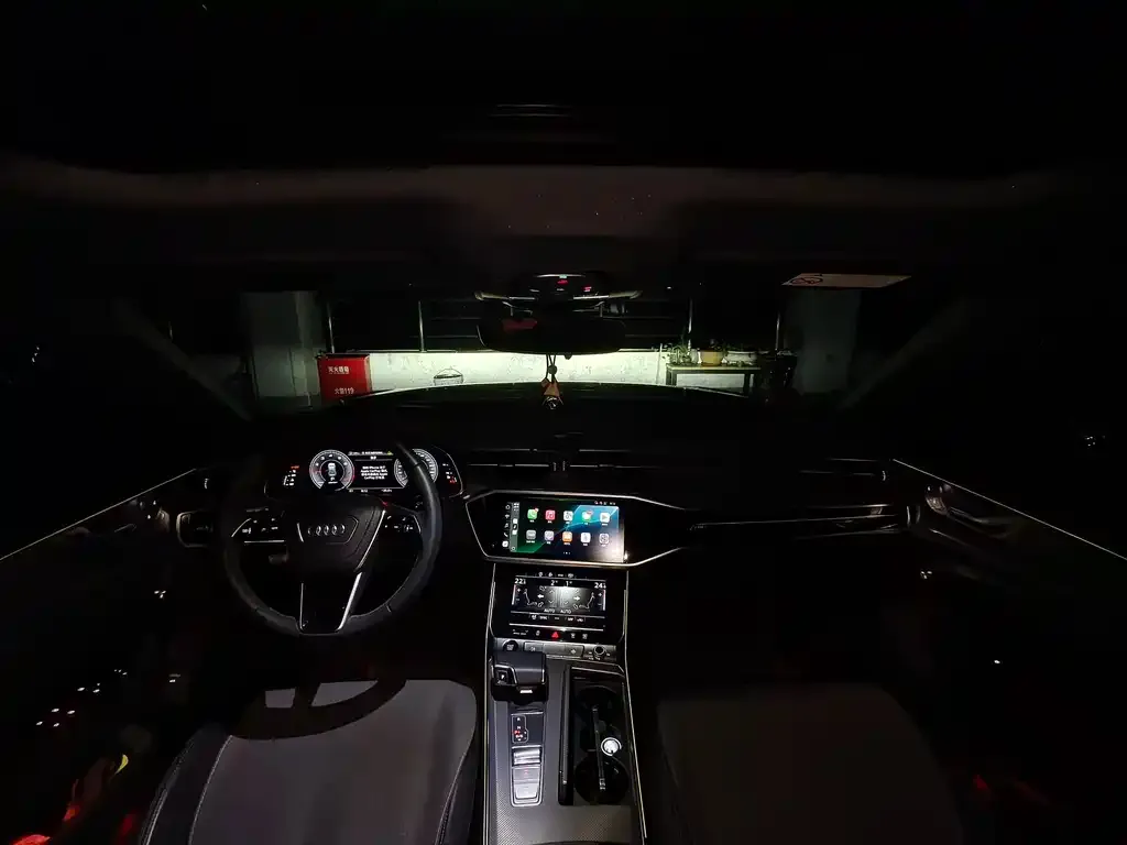 Audi A6L 2023 из CN, фото 5