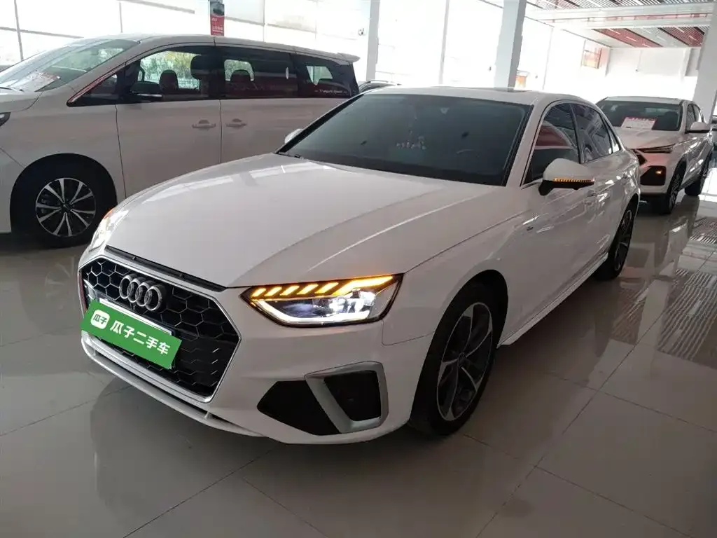Audi A4L 2023 из CN, фото 1