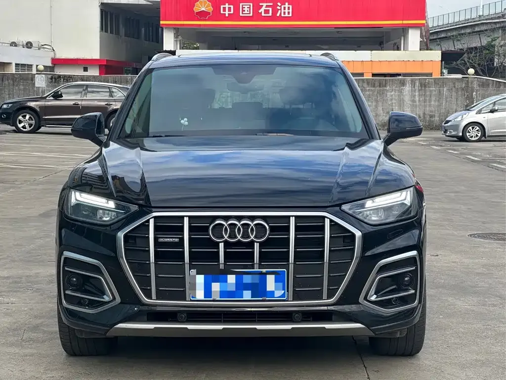 Audi Q5L 2022 из CN, фото 2