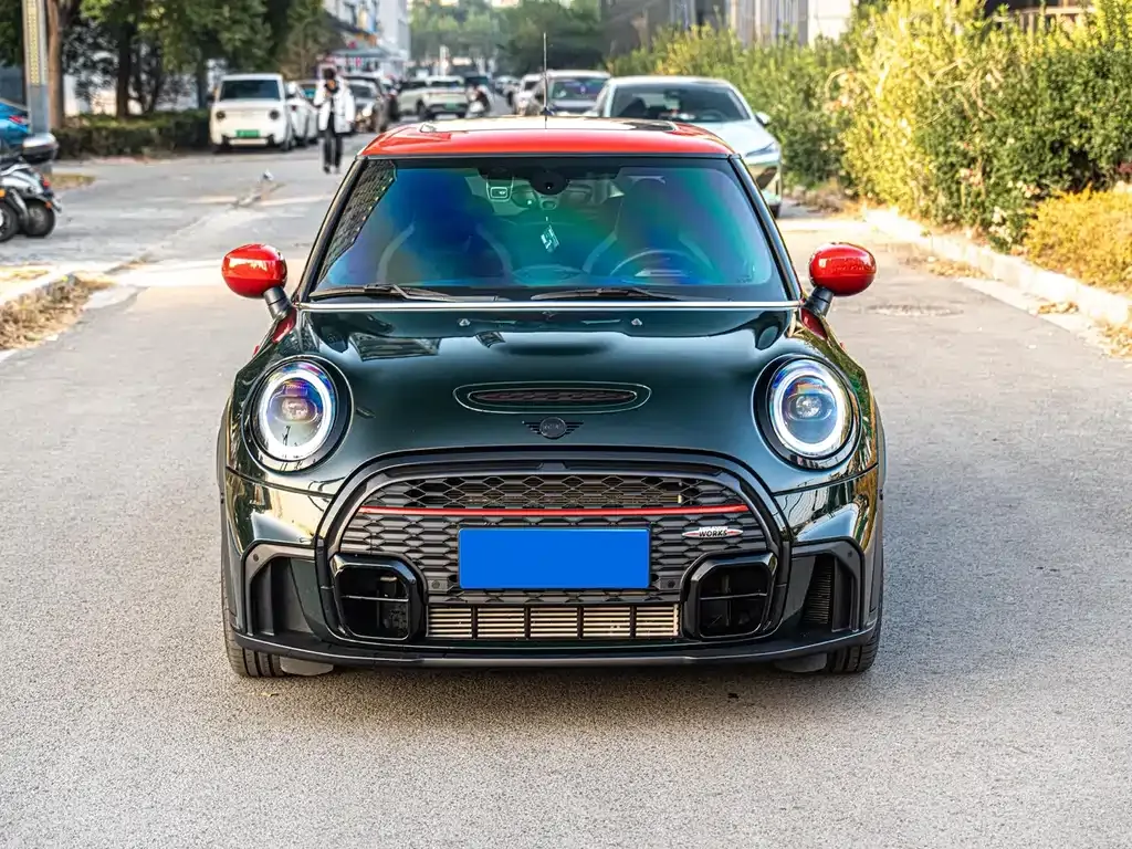 MINI JCW (John Cooper Works) — фото 2