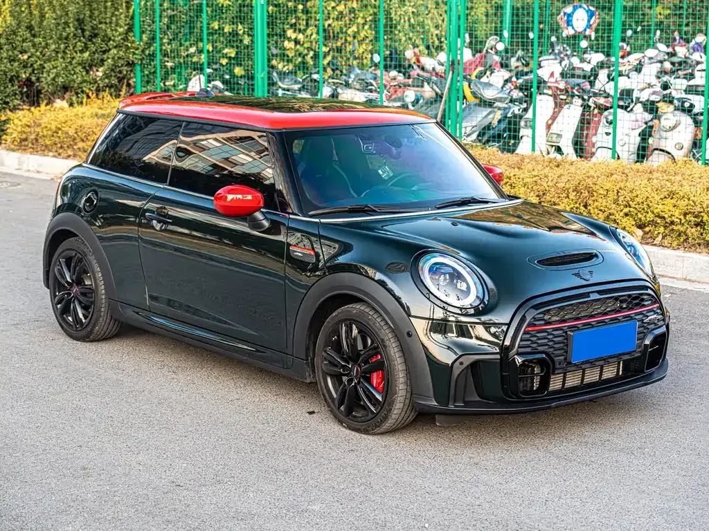 MINI JCW (John Cooper Works) — фото 3