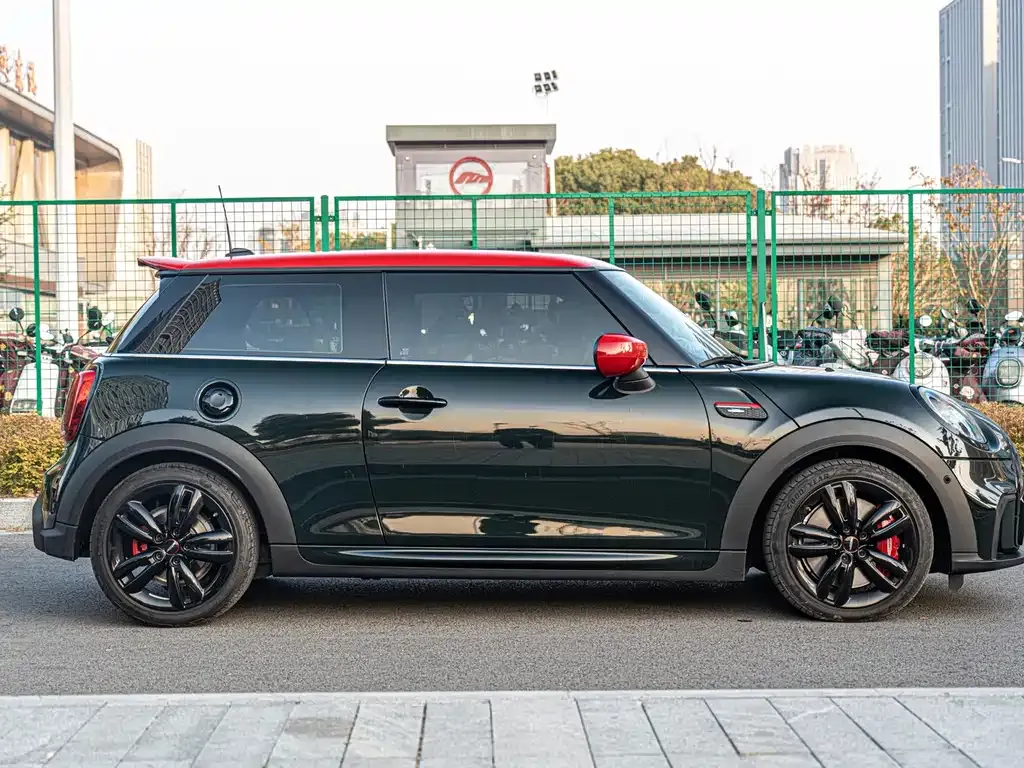 MINI JCW (John Cooper Works) — фото 4