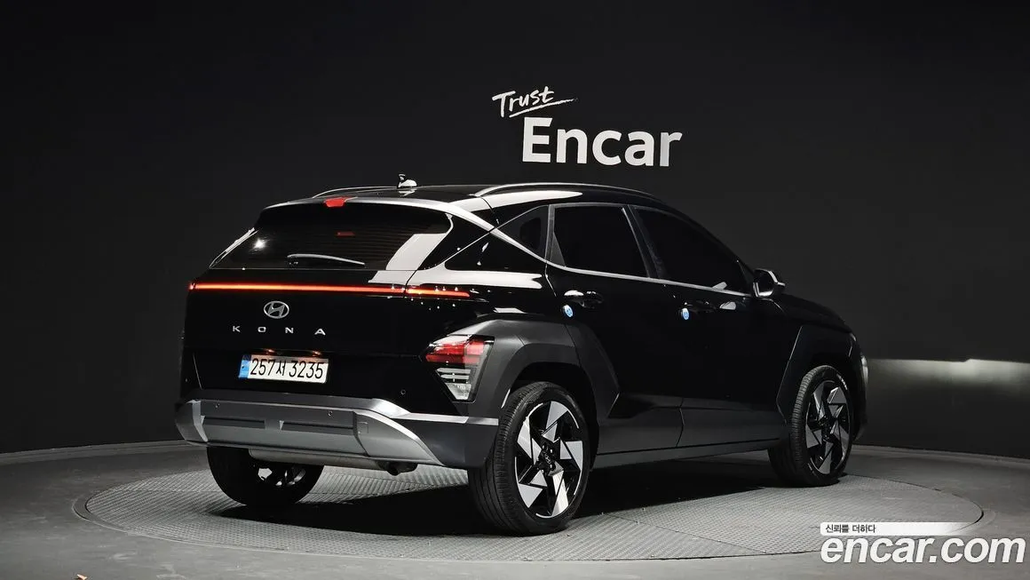 Hyundai Kona — фото 2