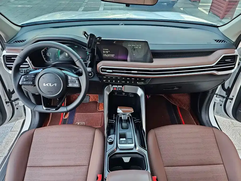 Kia Sportage 2023 из CN, фото 4