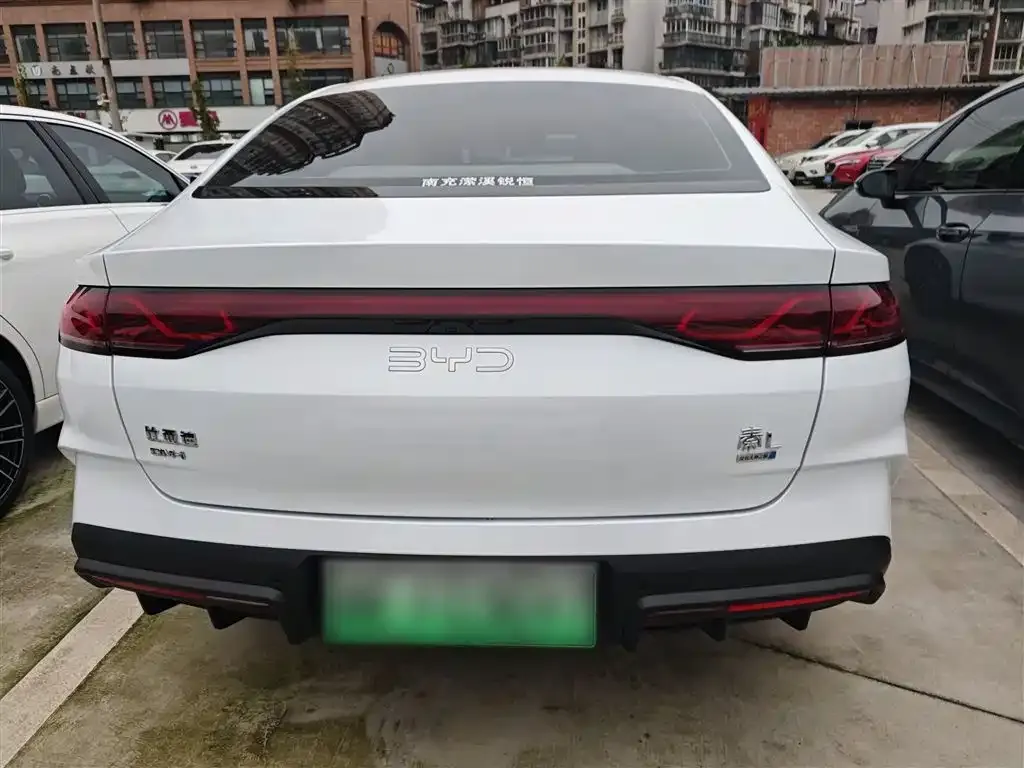 BYD Qin L — фото 6