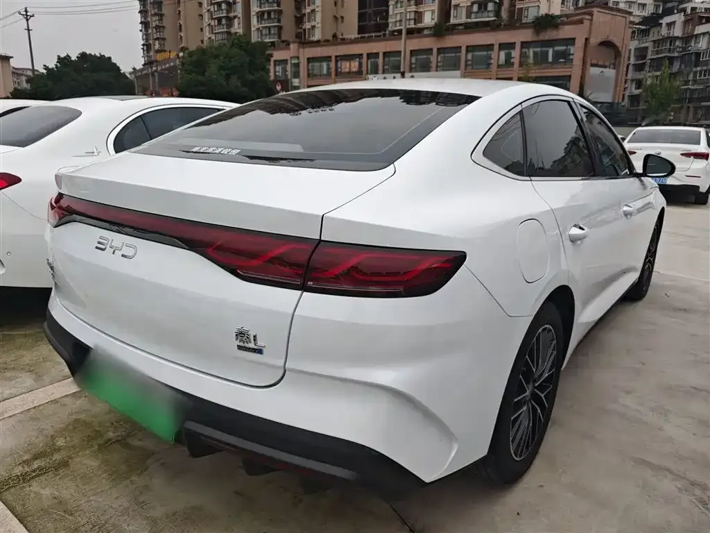 BYD Qin L — фото 7
