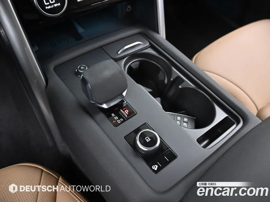 Land Rover Discovery 2024 из KR, фото 9