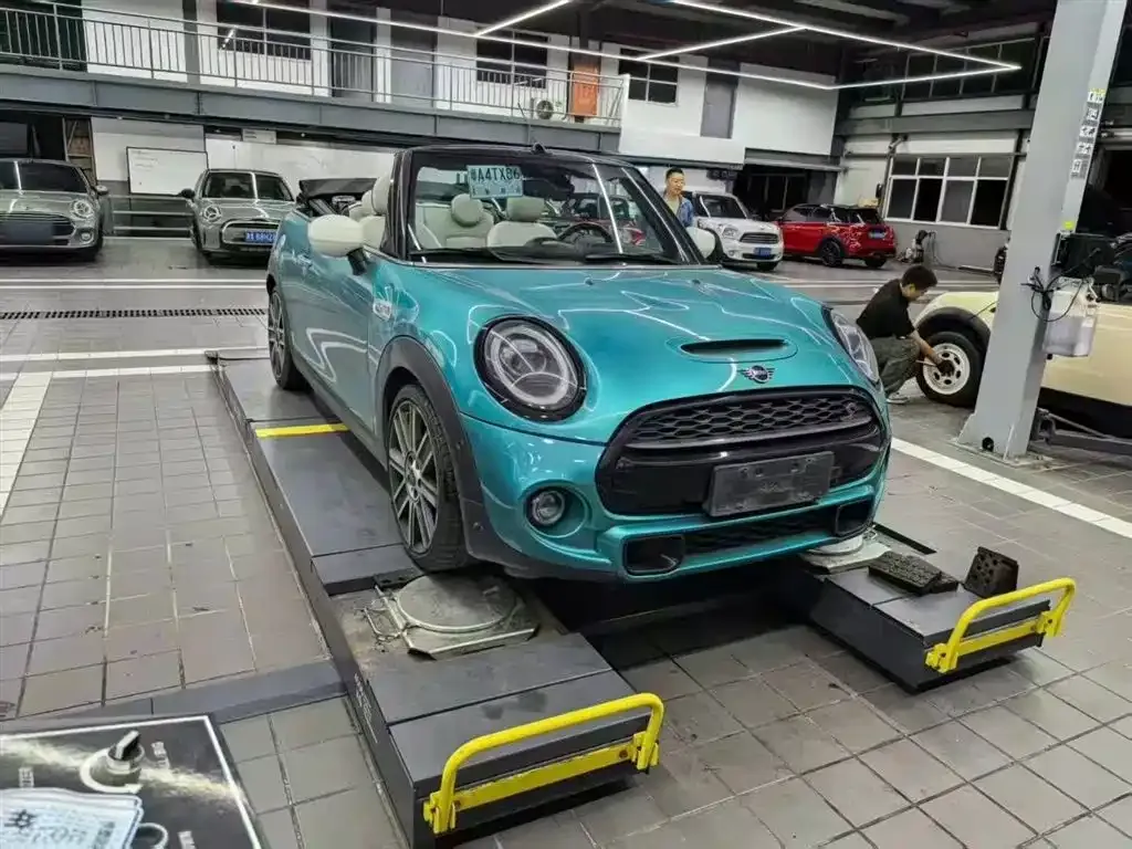 MINI Cooper (3-door) 2021 из CN, фото 4