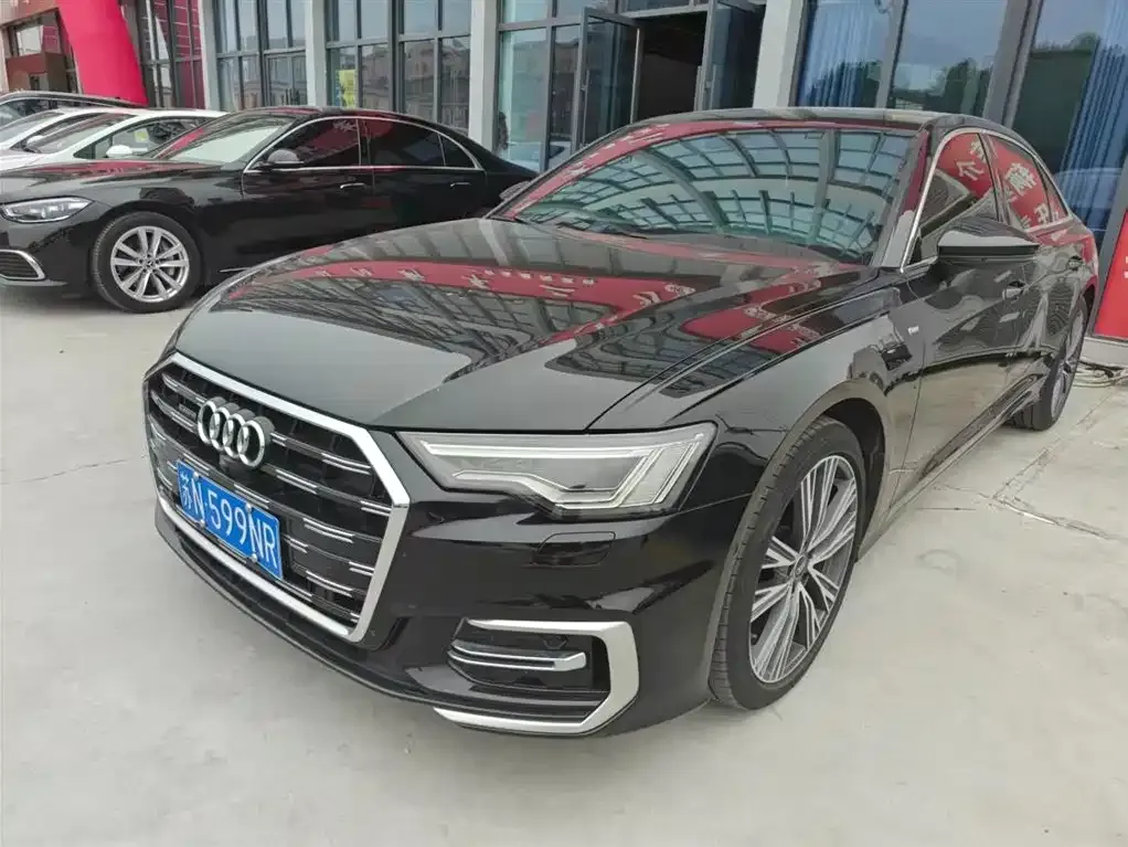 Audi A6L 2024 из CN, фото 1