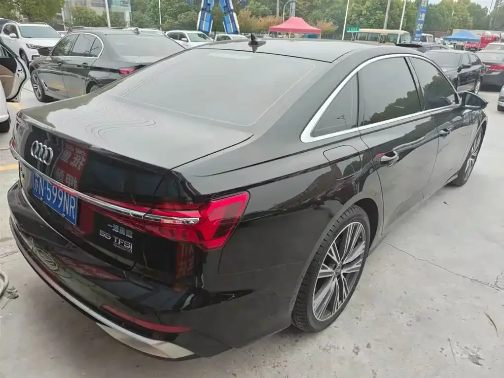 Audi A6L 2024 из CN, фото 3