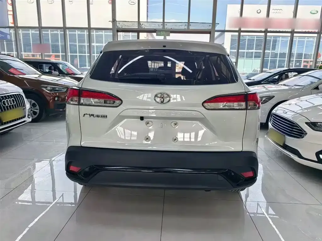Toyota Frontlander 2023 из CN, фото 9