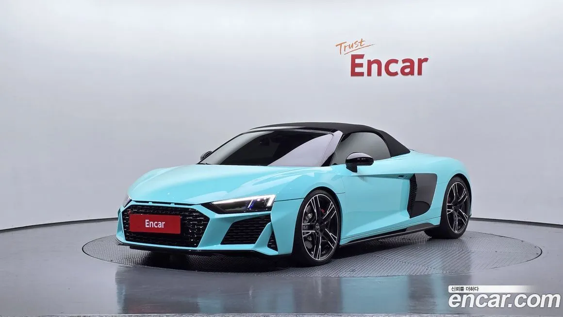 Audi R8