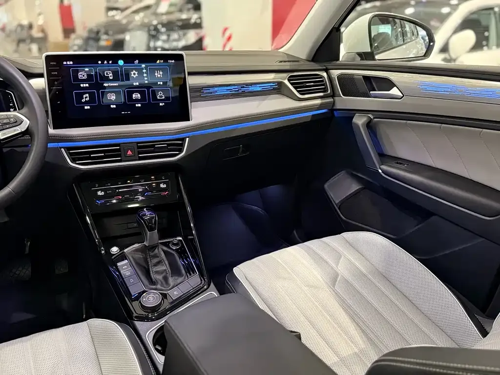 Volkswagen Tayron 2023 из CN, фото 9