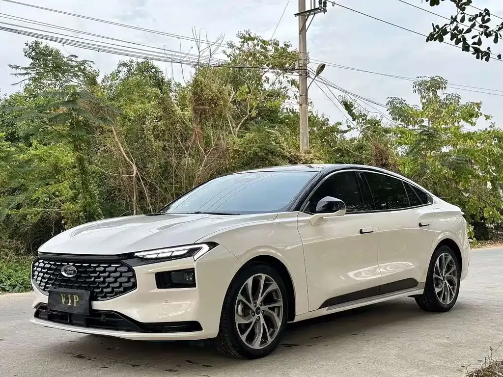 Ford Mondeo 2023 из CN, фото 1