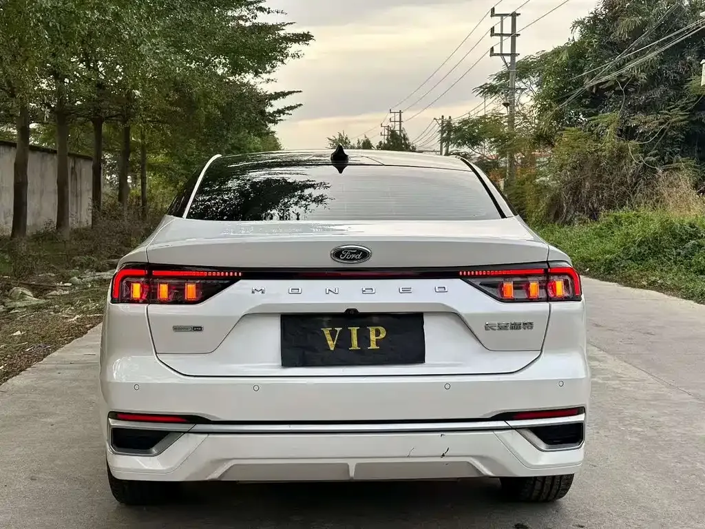 Ford Mondeo 2023 из CN, фото 8