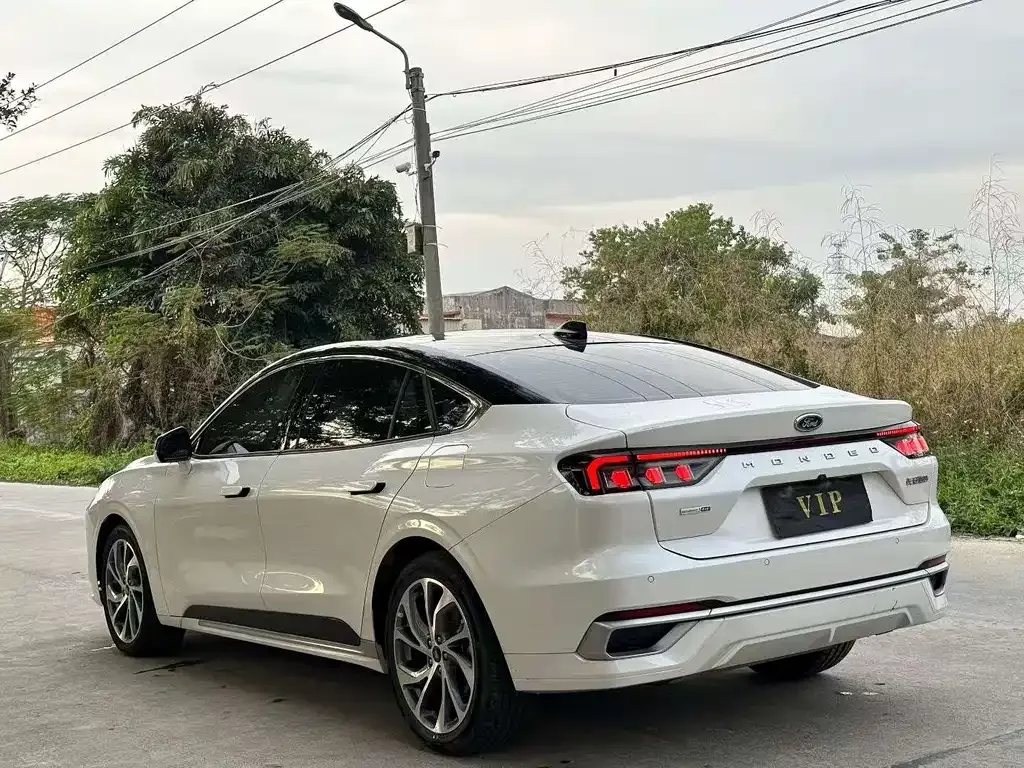 Ford Mondeo 2023 из CN, фото 9