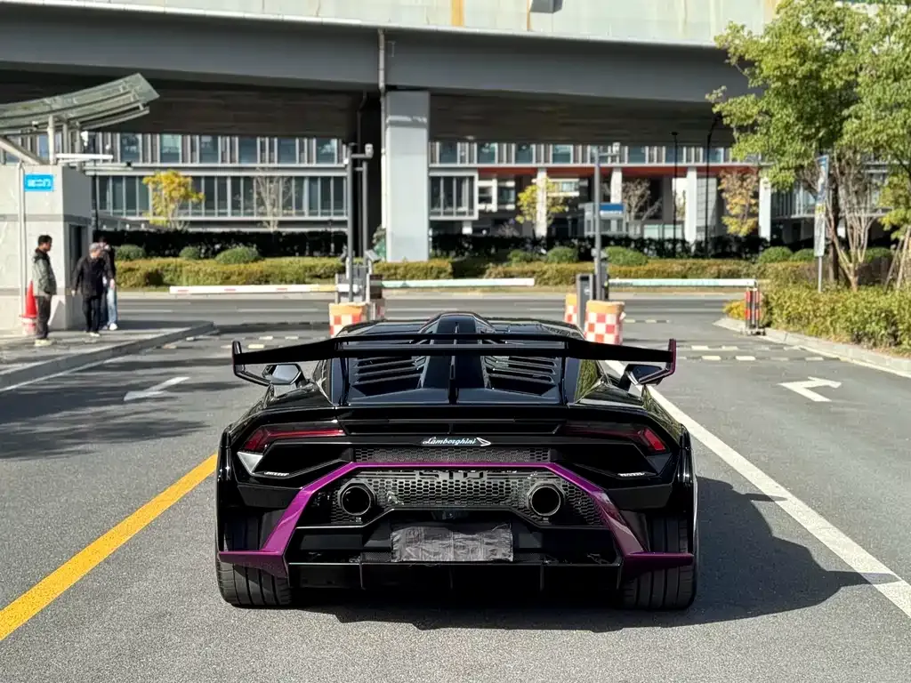 Lamborghini Huracan 2022 из CN, фото 8