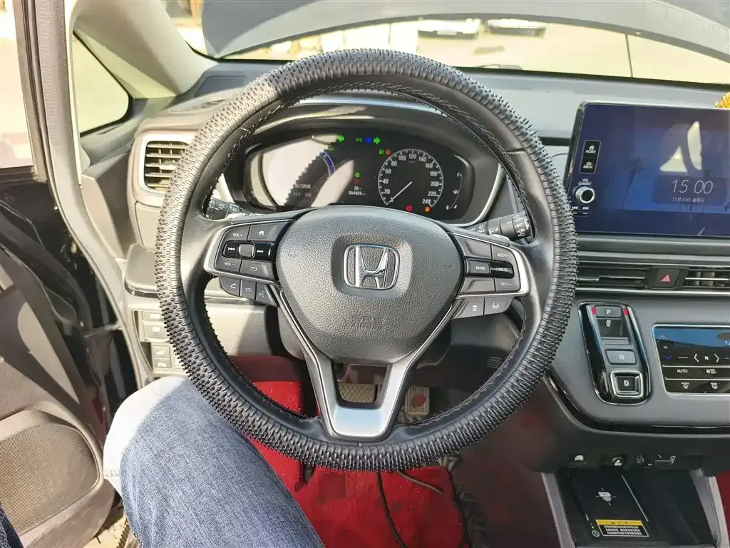 Honda Elysion 2022 из CN, фото 10