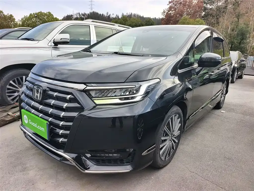 Honda Elysion 2022 из CN, фото 2