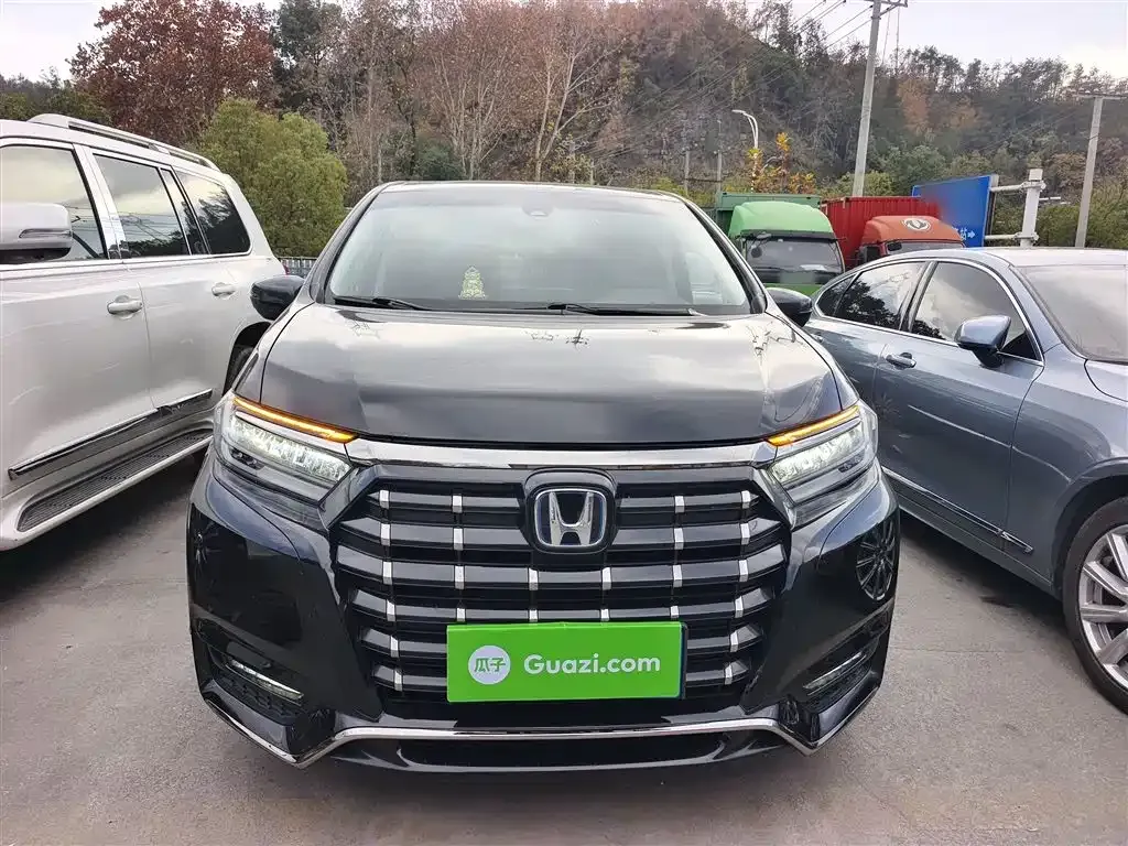 Honda Elysion 2022 из CN, фото 3