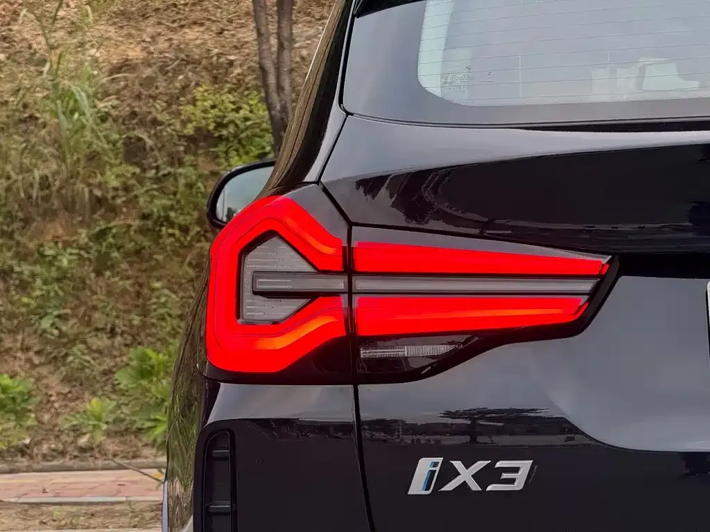 BMW iX3 2024 из CN, фото 10
