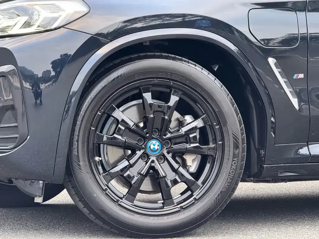 BMW iX3 2024 из CN, фото 5