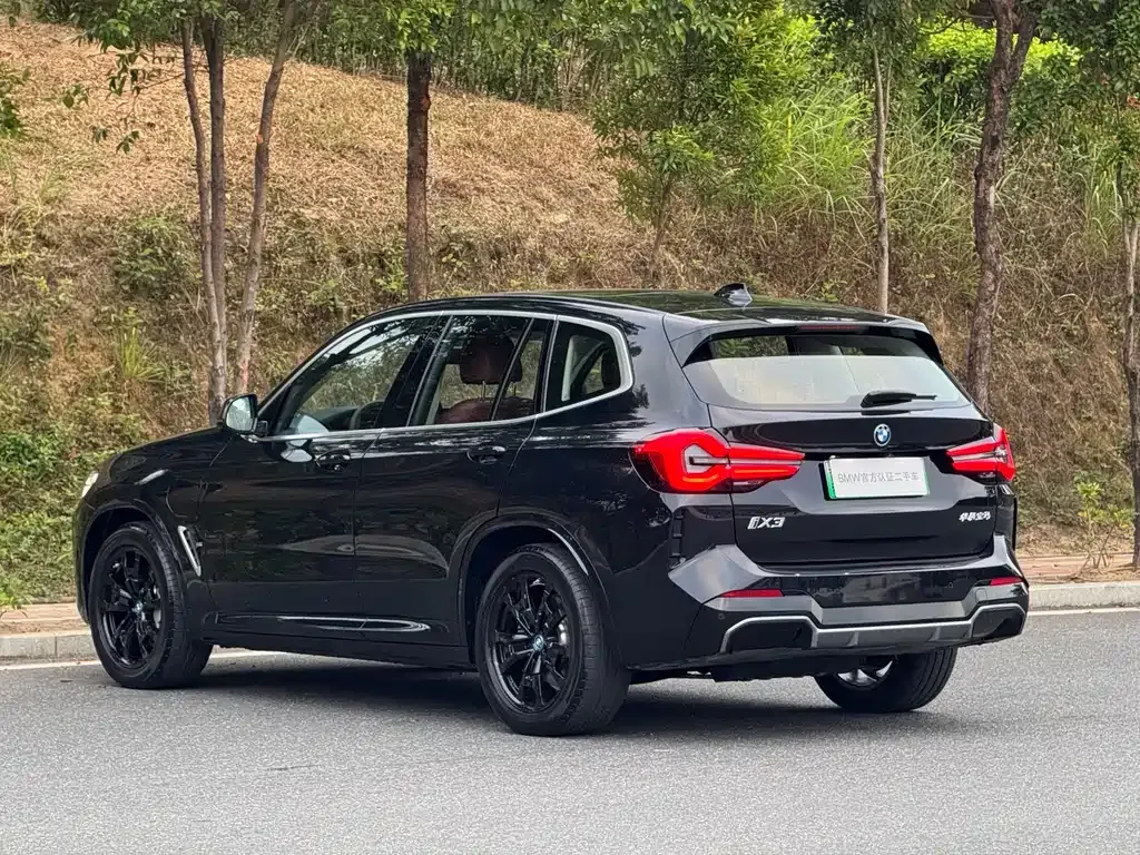 BMW iX3 2024 из CN, фото 7