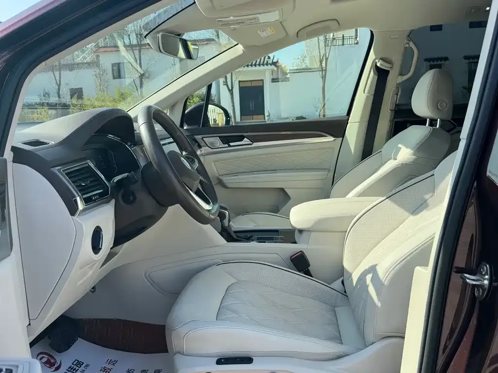 Volkswagen Viloran 2021 из CN, фото 7