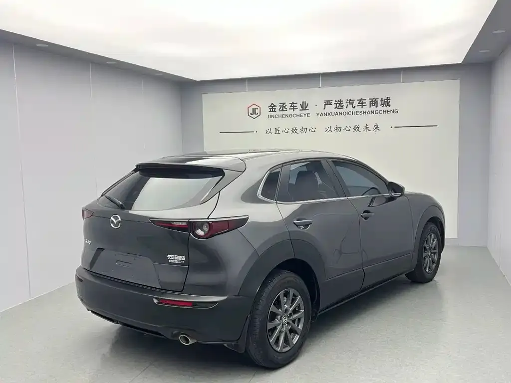 Mazda CX-30 2022 из CN, фото 4