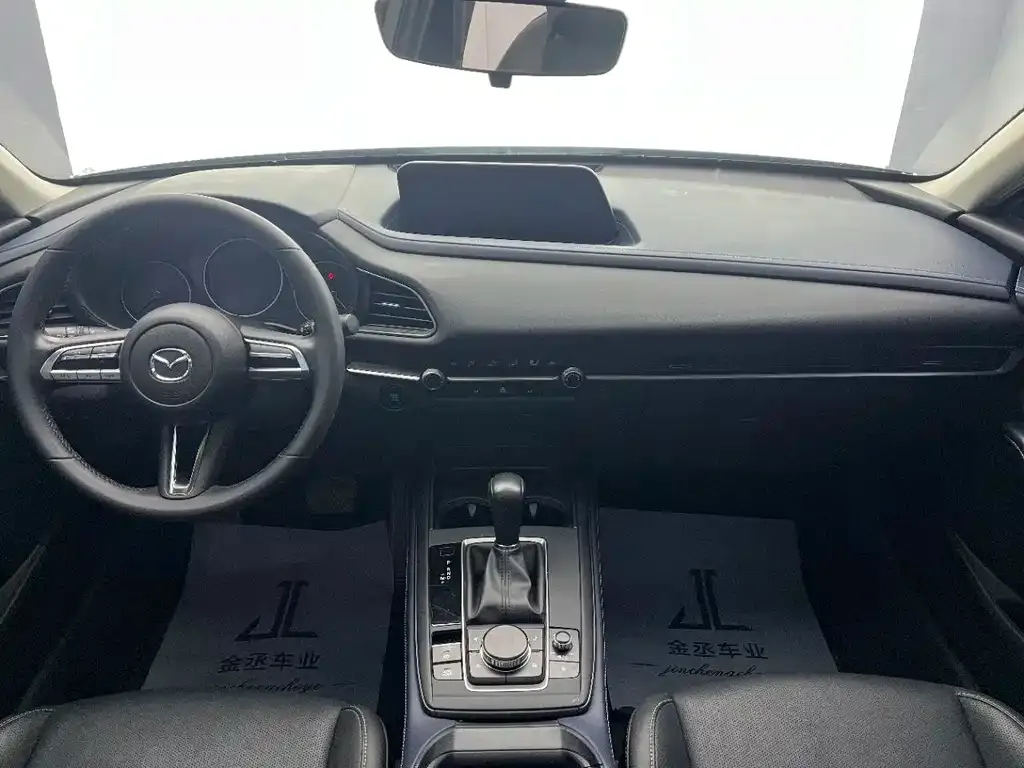 Mazda CX-30 2022 из CN, фото 7