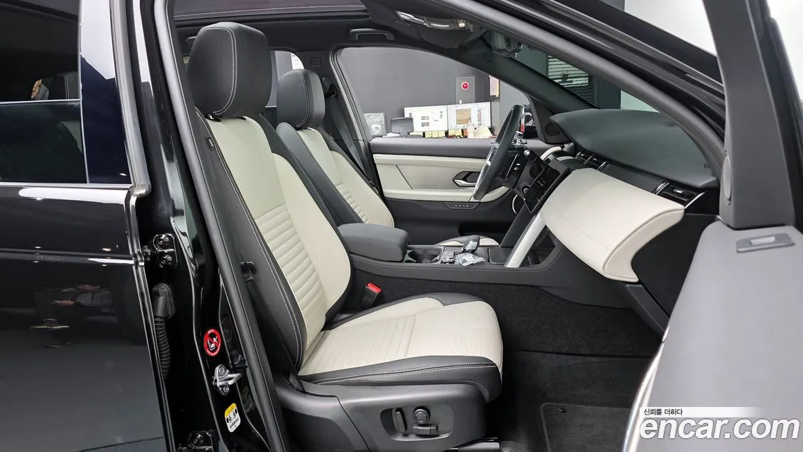 Land Rover Discovery Sport — фото 10
