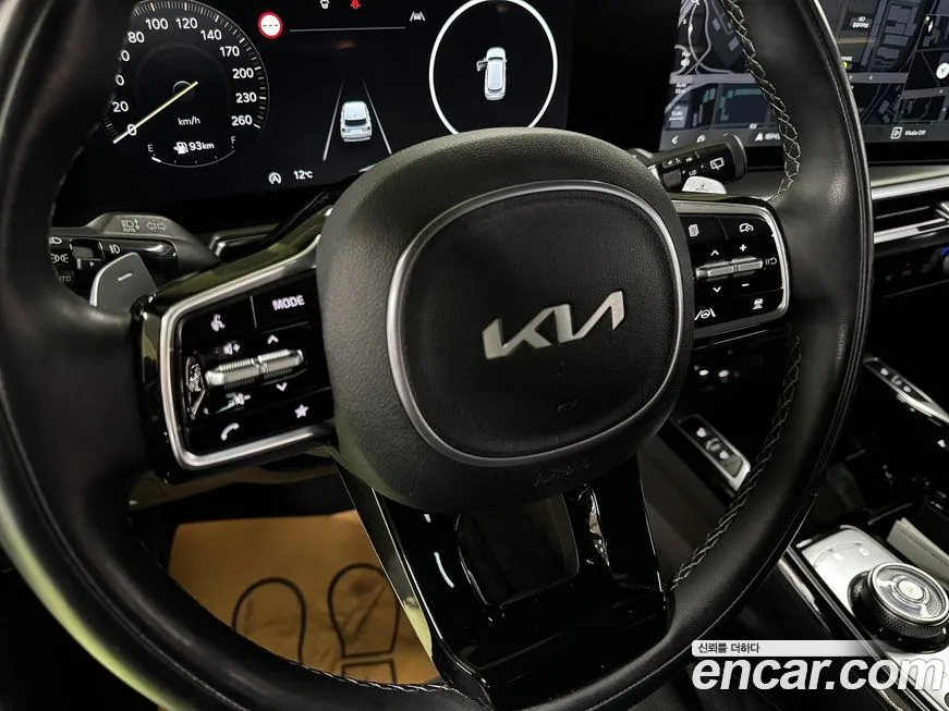 Kia Sorento — фото 10