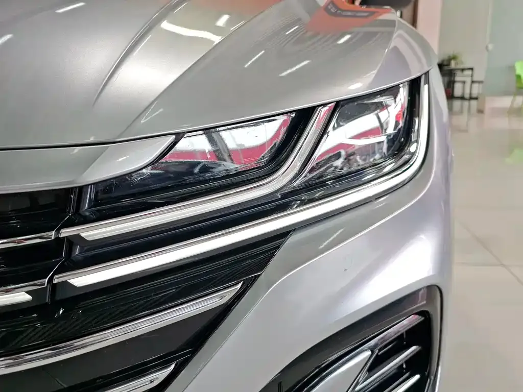 Volkswagen CC 2024 из CN, фото 10