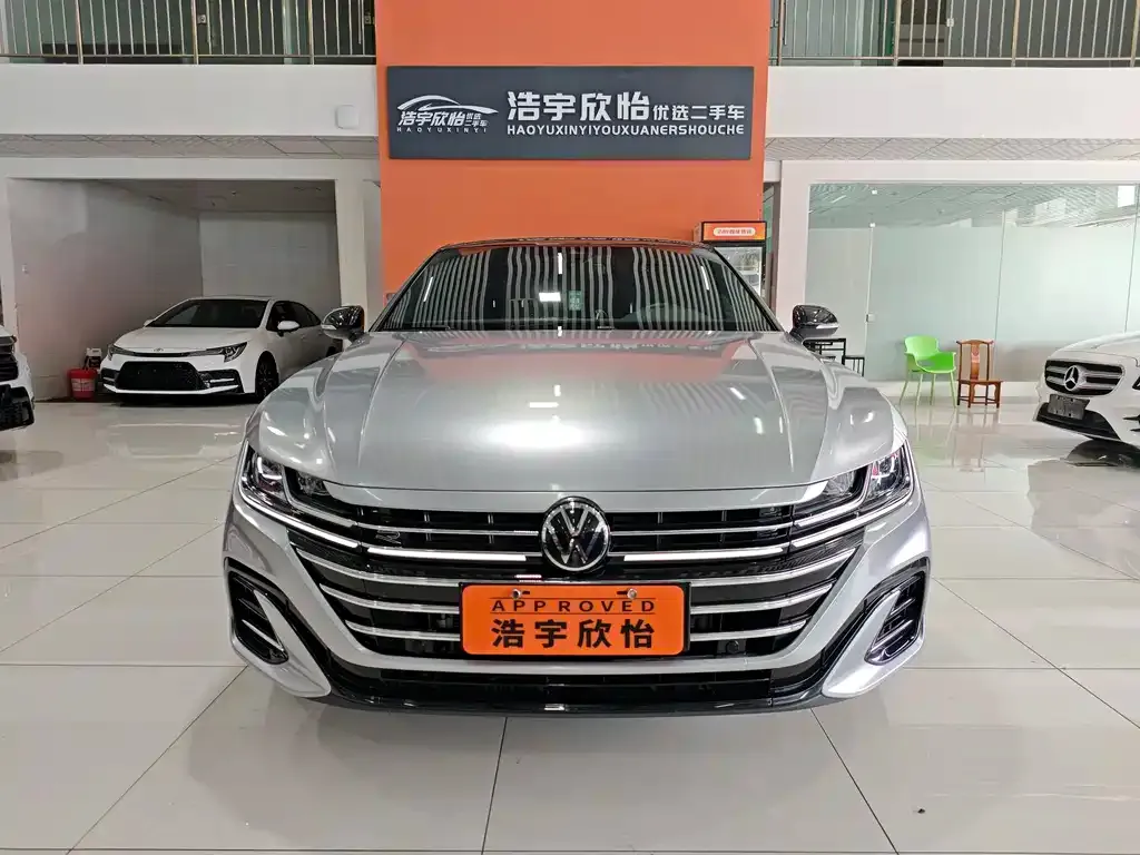 Volkswagen CC 2024 из CN, фото 2