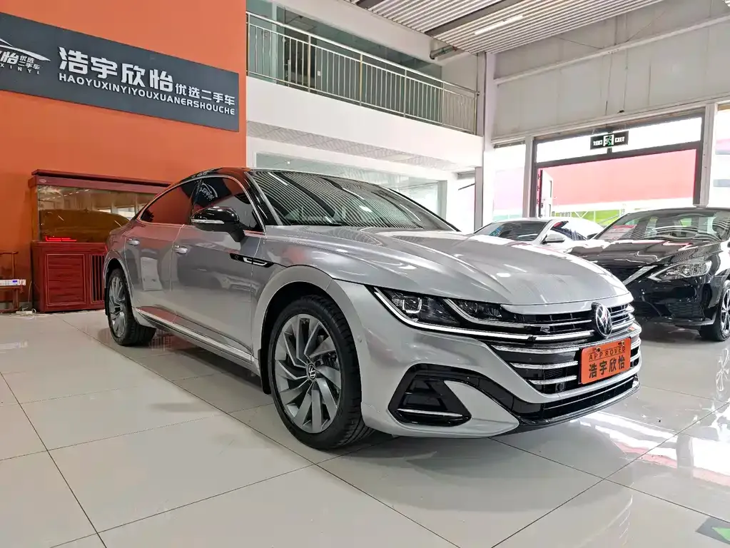 Volkswagen CC 2024 из CN, фото 3