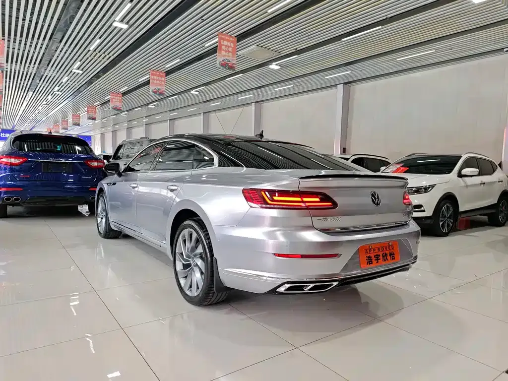 Volkswagen CC 2024 из CN, фото 4