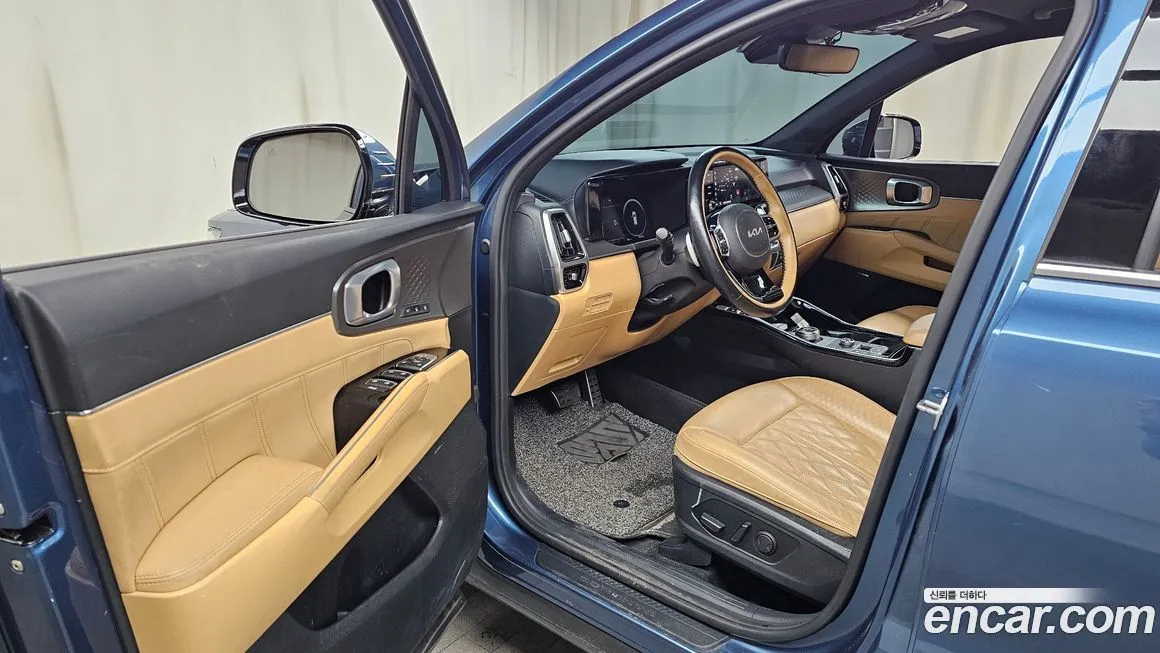 Kia Sorento — фото 10