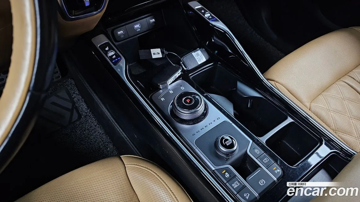 Kia Sorento — фото 9
