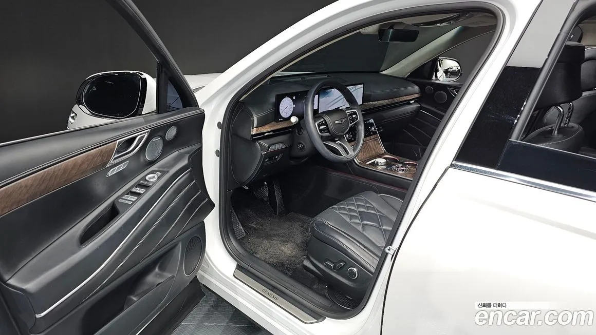 Genesis GV80 — фото 10