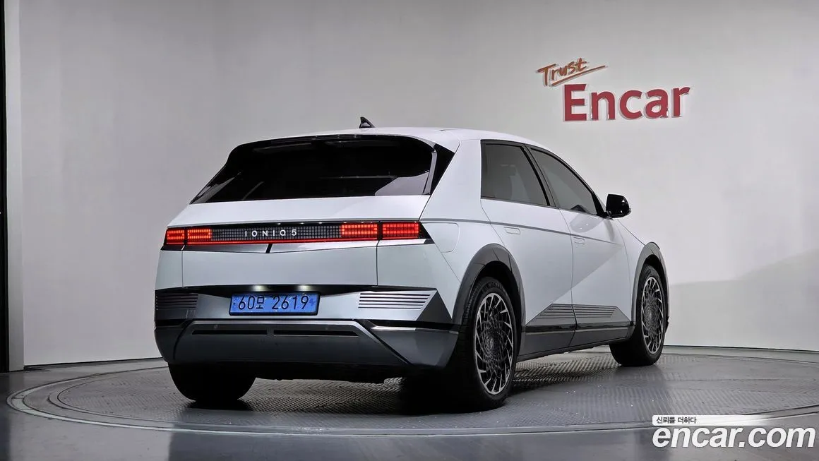 Hyundai Ioniq5 — фото 2