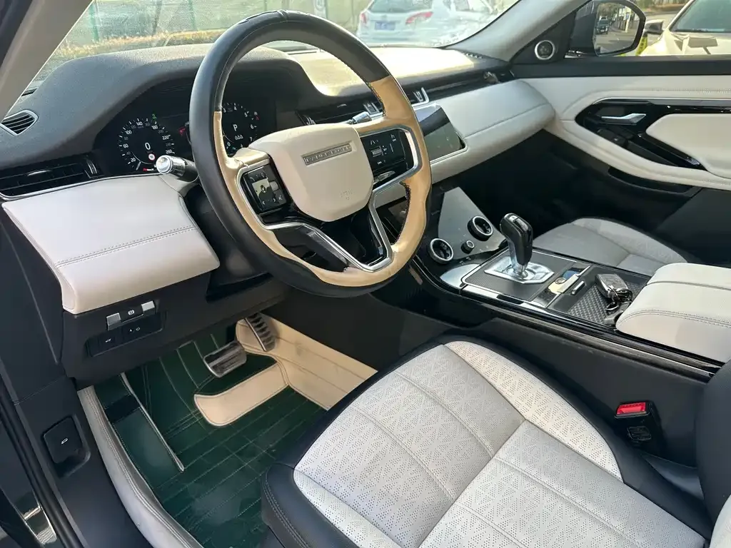 Land Rover Evoque 2022 из CN, фото 4