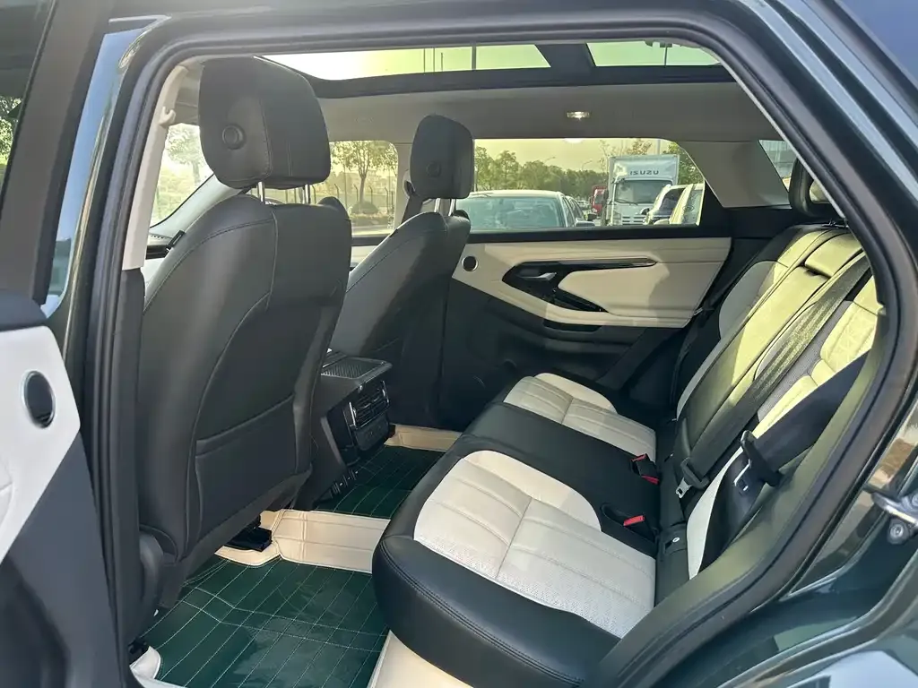 Land Rover Evoque 2022 из CN, фото 5