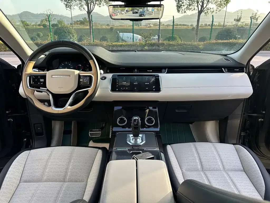 Land Rover Evoque 2022 из CN, фото 8