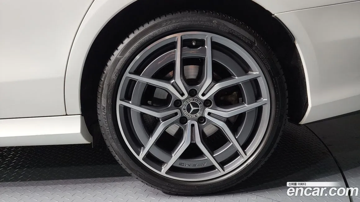 Mercedes-Benz E-Class 2021 из KR, фото 5