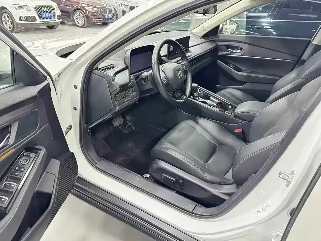 Honda Accord 2024 из CN, фото 4